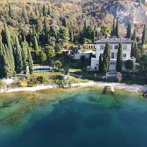  Villa Caratti